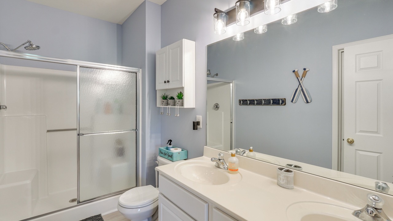 Photo of Bathroom in Camdenton