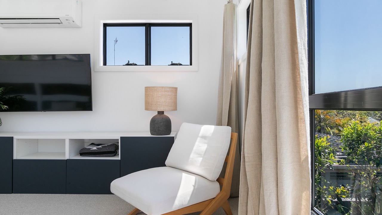Photo of Livingroom in Avalon Beach