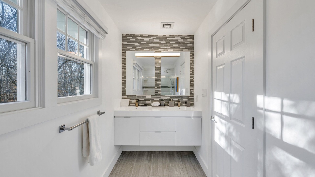 Photo of Bathroom in East Hampton