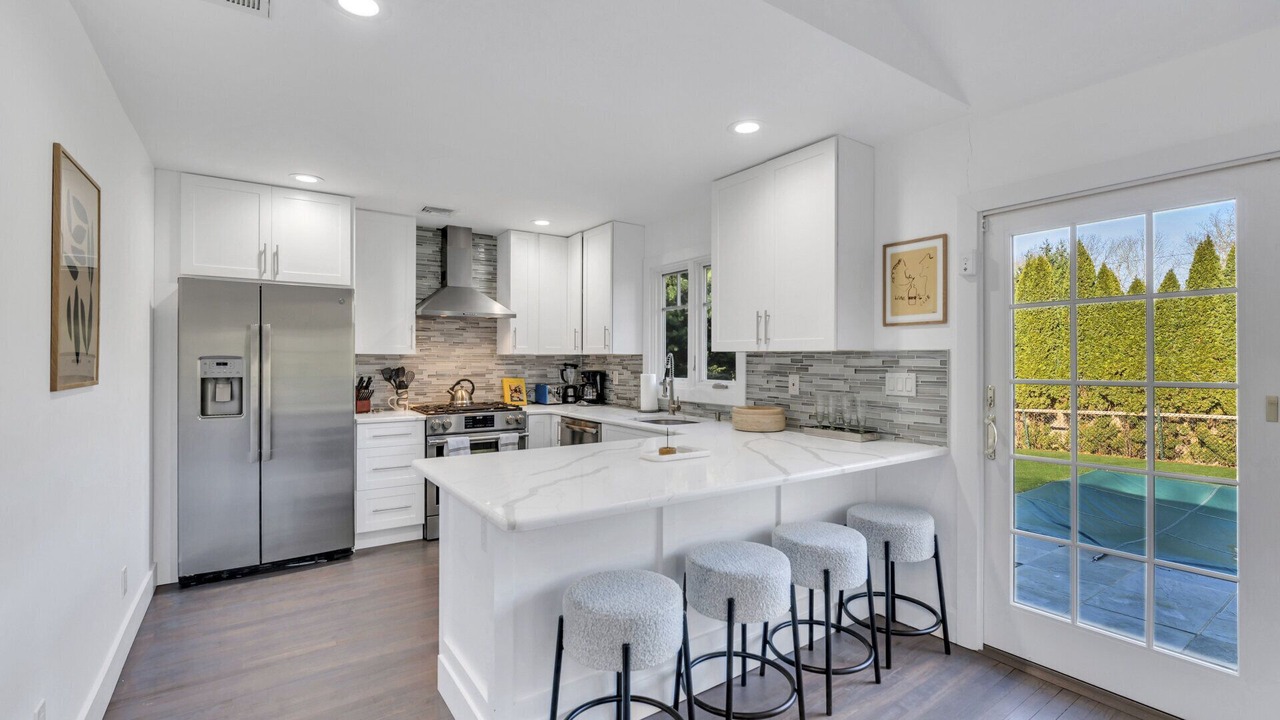 Photo of Kitchen in East Hampton