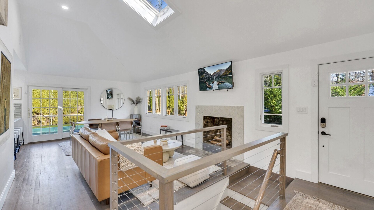 Photo of Livingroom in East Hampton