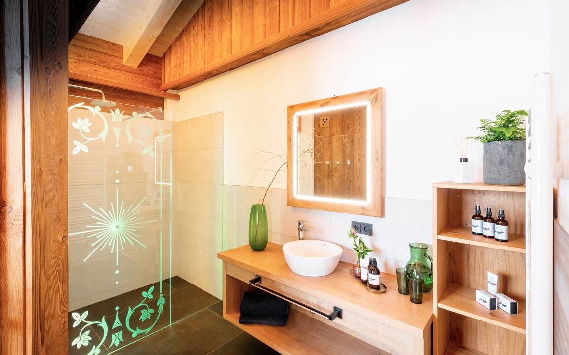 Photo of Bathroom in Mandling