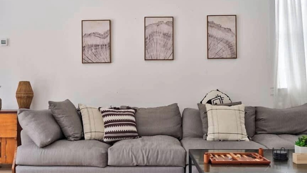 Photo of Livingroom in Roscoe