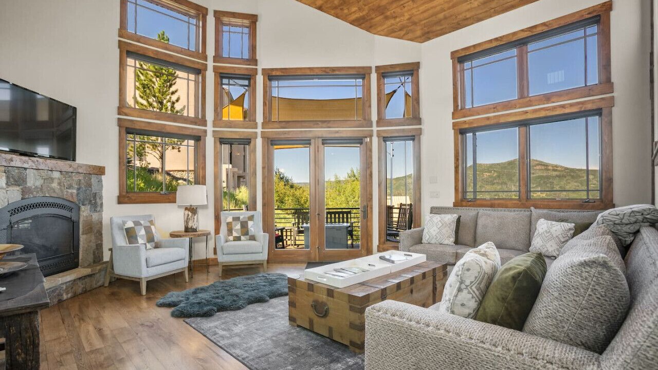 Photo of Livingroom in Steamboat Springs