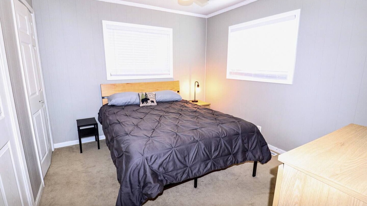 Photo of Bedroom in Lake Ann