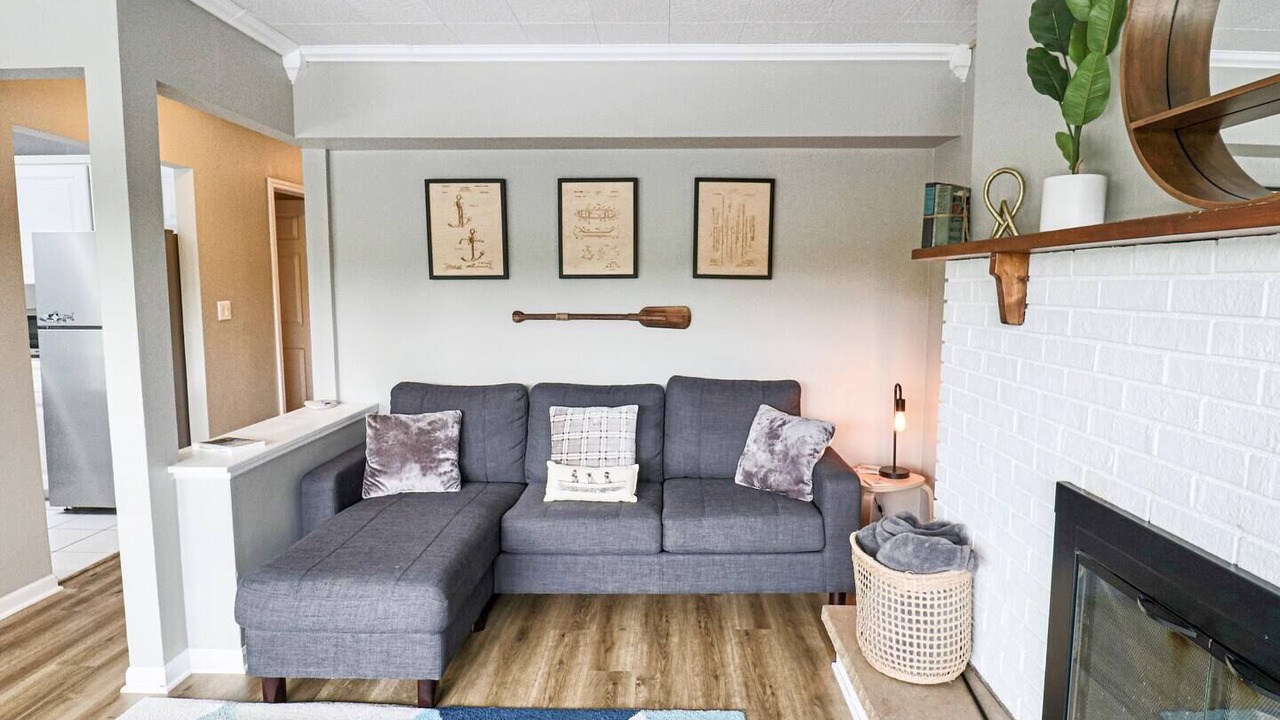 Photo of Livingroom in Lake Ann