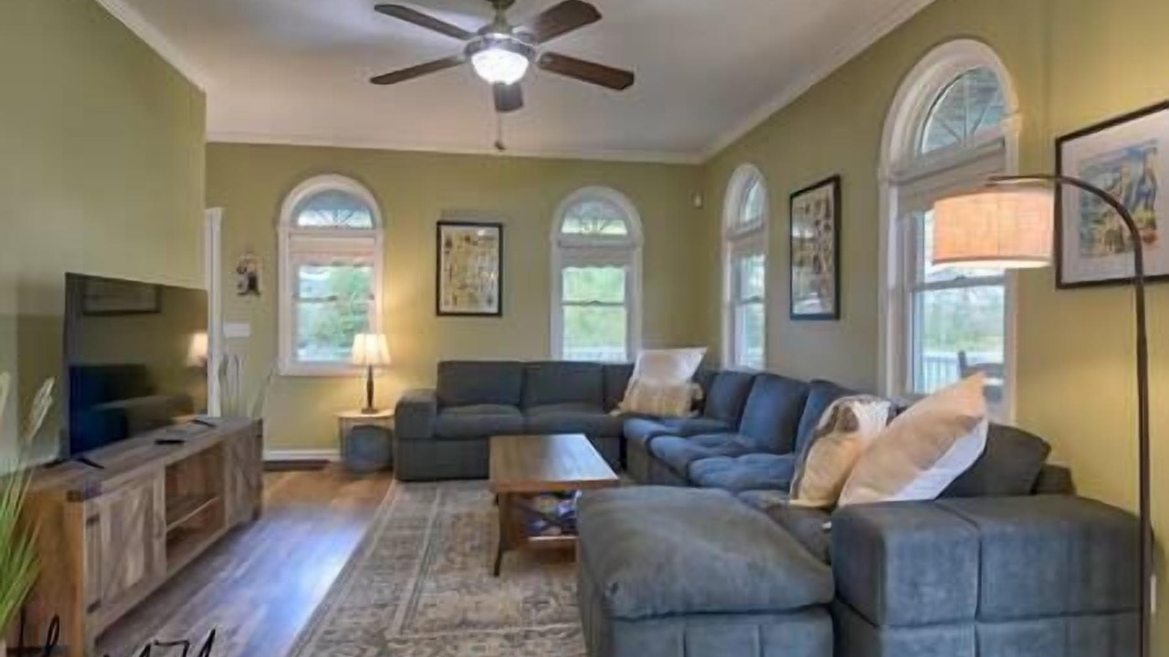 Photo of Bedroom in Frankfort