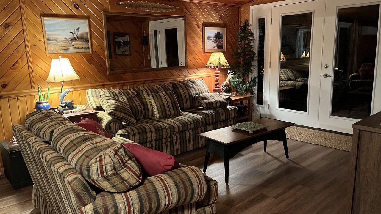 Photo of Livingroom in Mifflintown