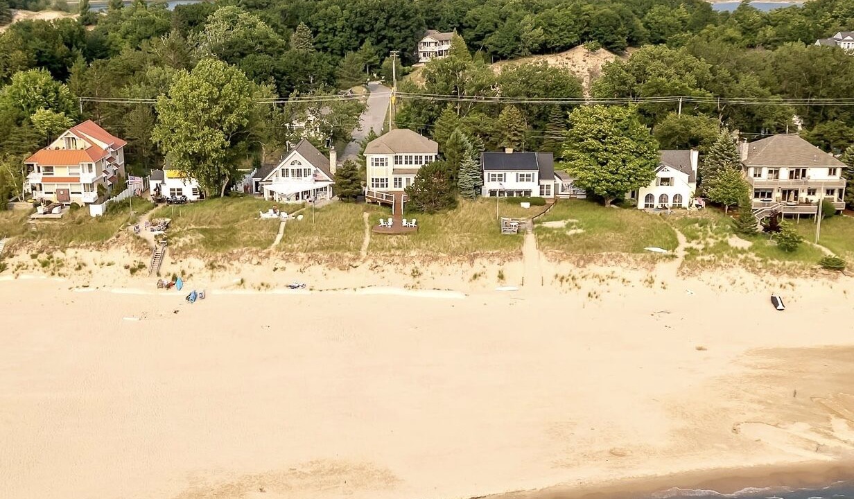 Photo of Others in Ferrysburg