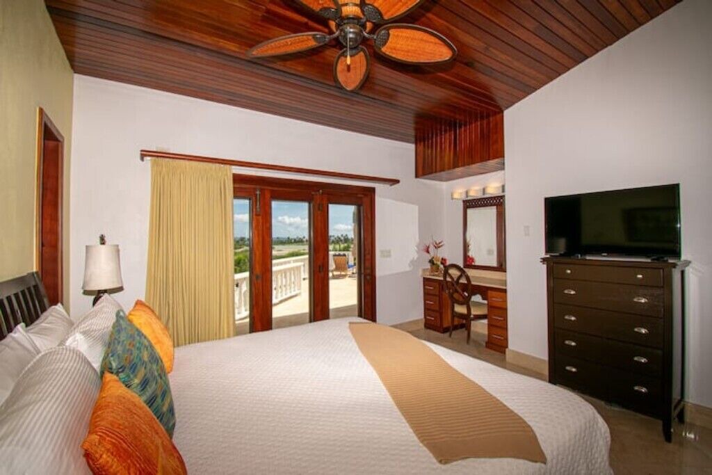 Photo of Bedroom in West End Village