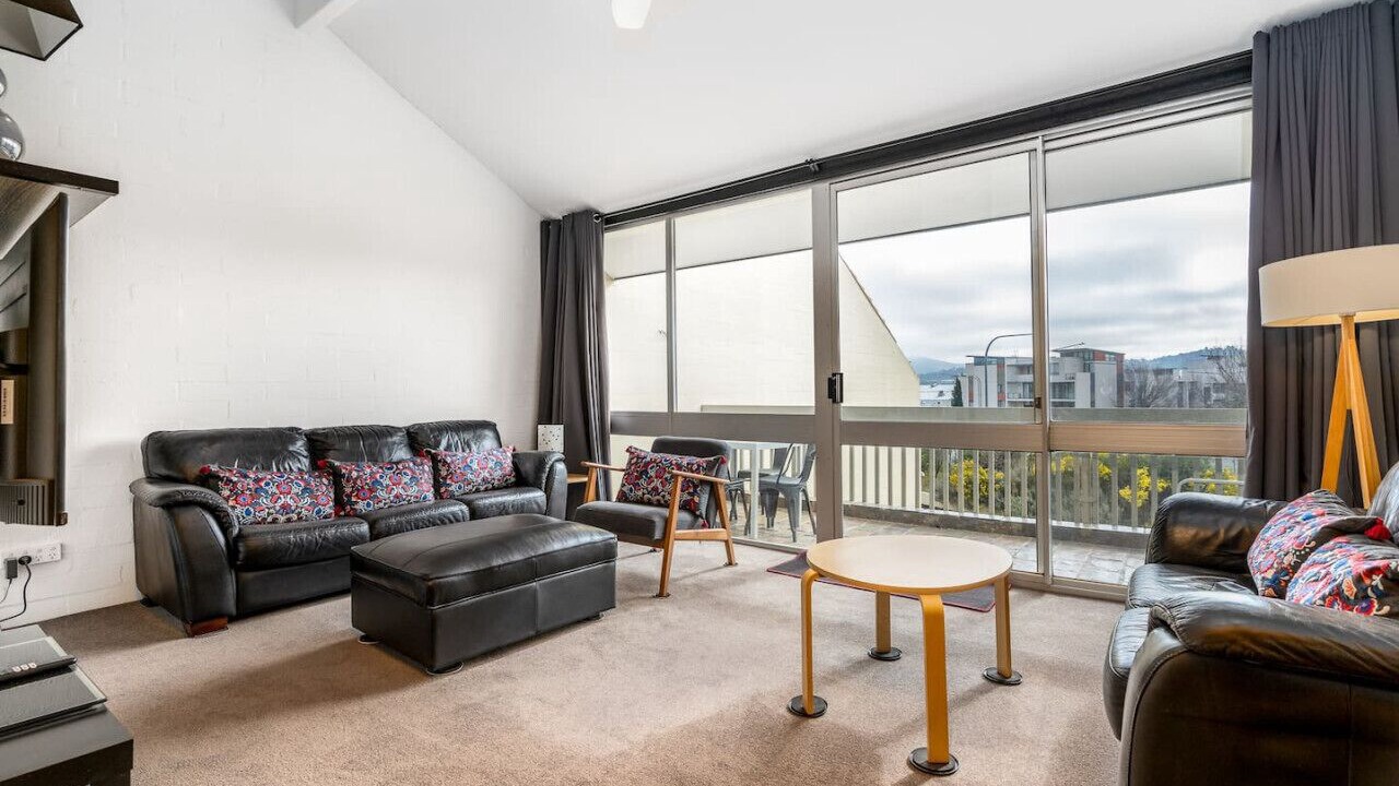 Photo of Livingroom in Kingston
