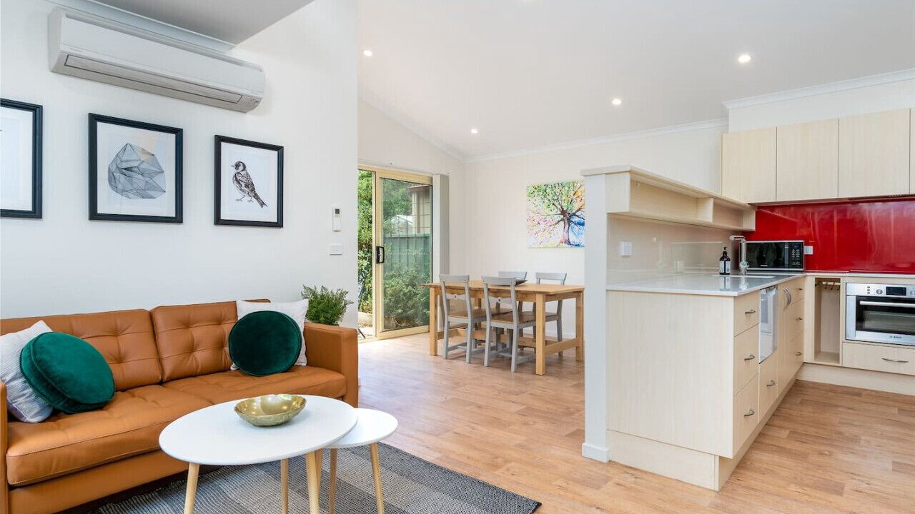 Photo of Livingroom in Dickson