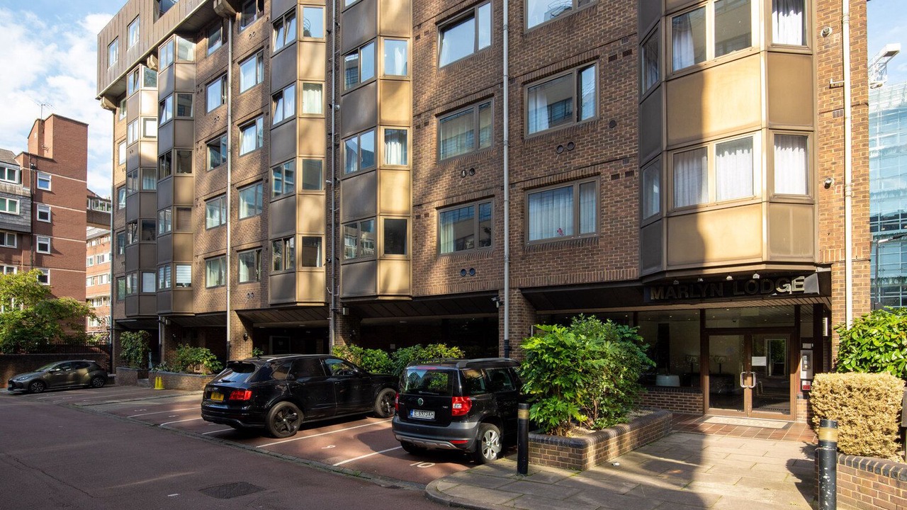 Photo of Outdoor in Tower Hill