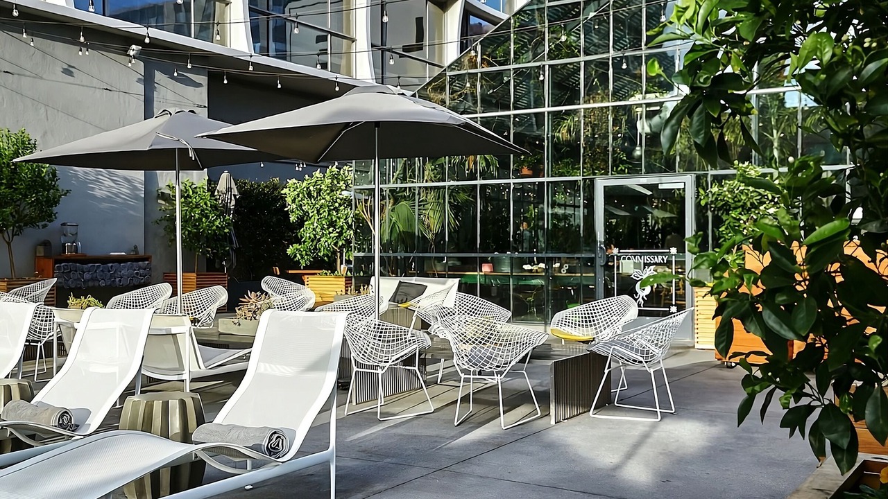 Photo of Outdoor in Wilshire Center
