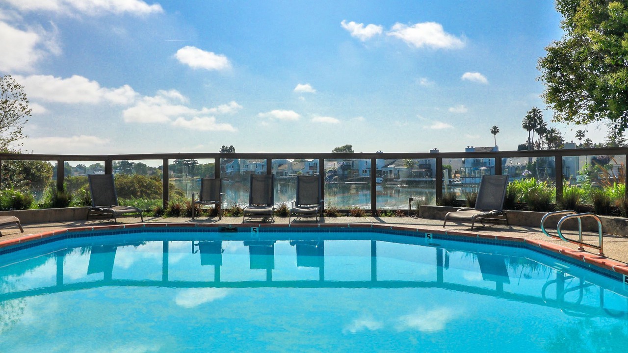 Photo of Outdoor in Redwood Shores