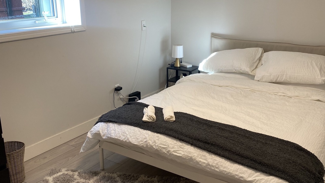 Photo of Bedroom in Upper Lonsdale