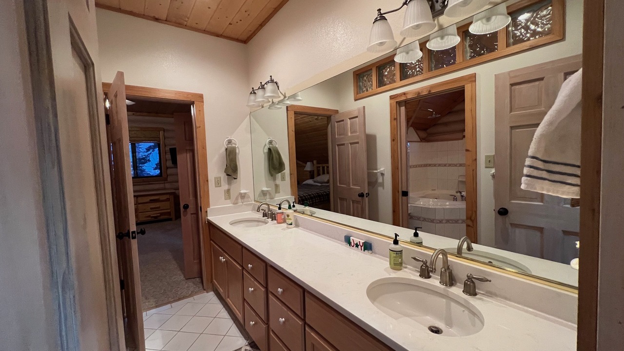 Photo of Bathroom in Brian Head