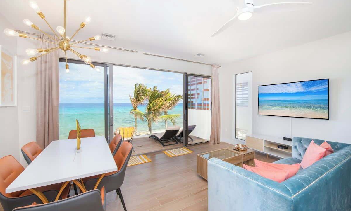 Photo of Livingroom in Old Man Bay