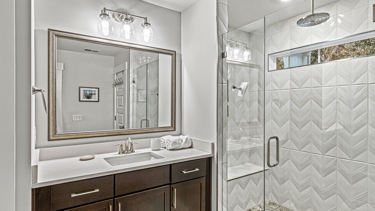 Photo of Bathroom in Folly Field