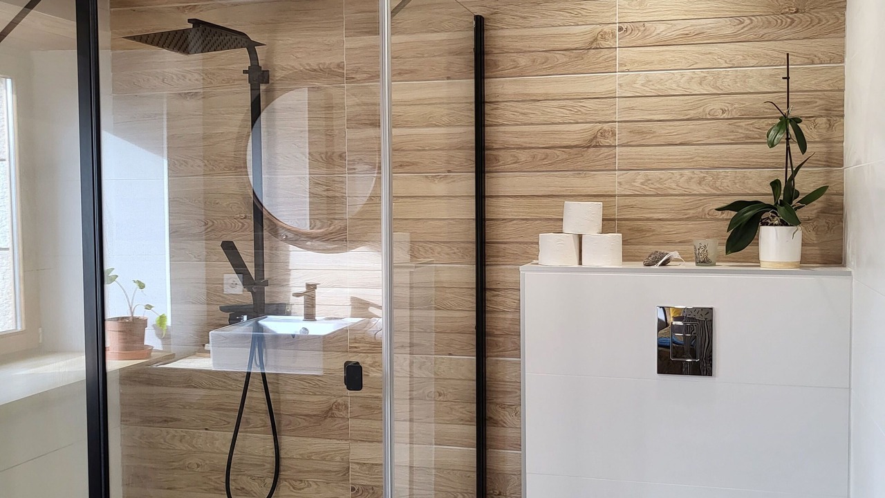 Photo of Bathroom in Rochepaule