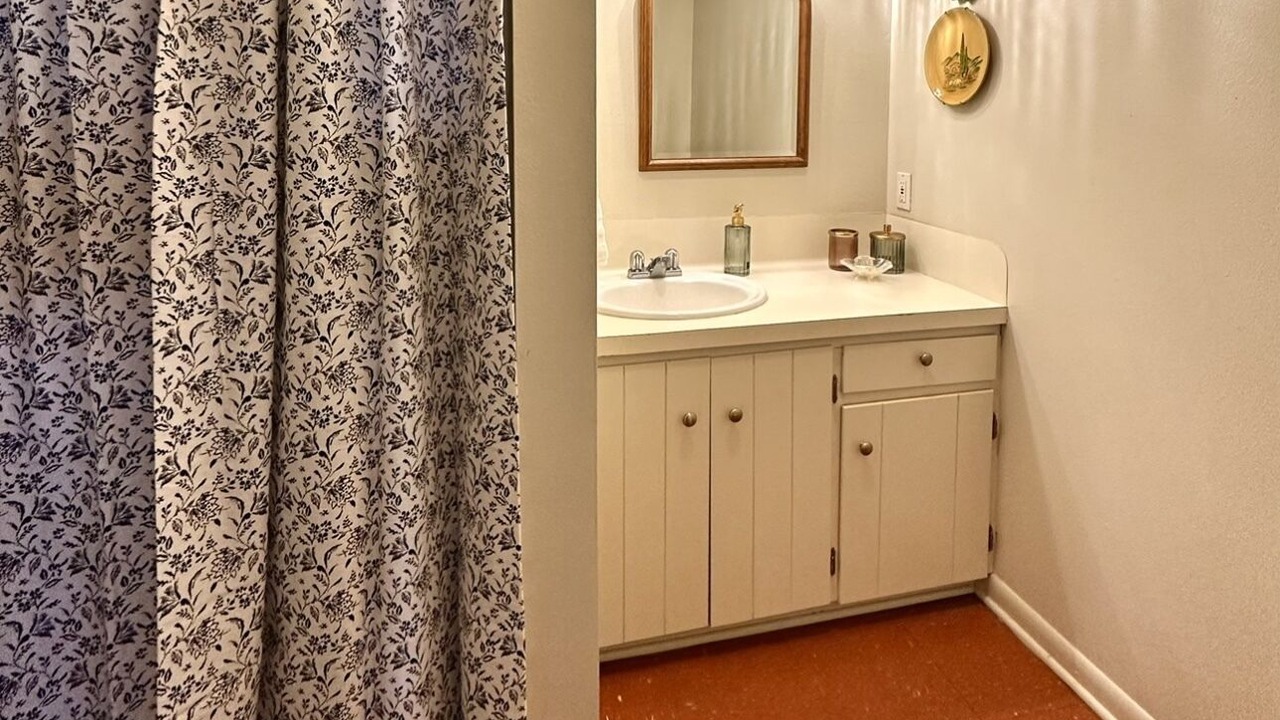 Photo of Bathroom in Jarreau