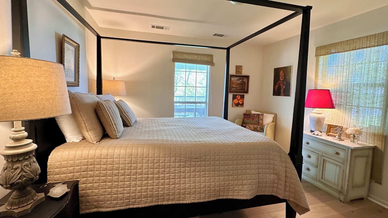Photo of Bedroom in Jarreau