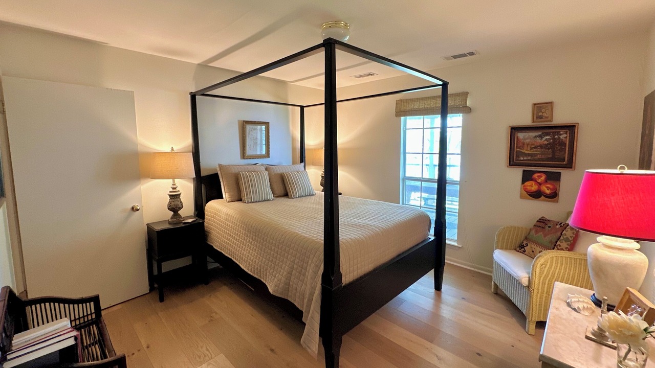 Photo of Bedroom in Jarreau