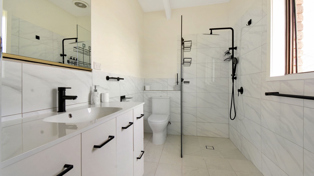 Photo of Bathroom in Tocumwal