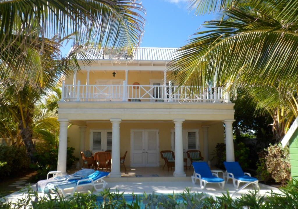Photo of Patio Balcony in Apple Hall