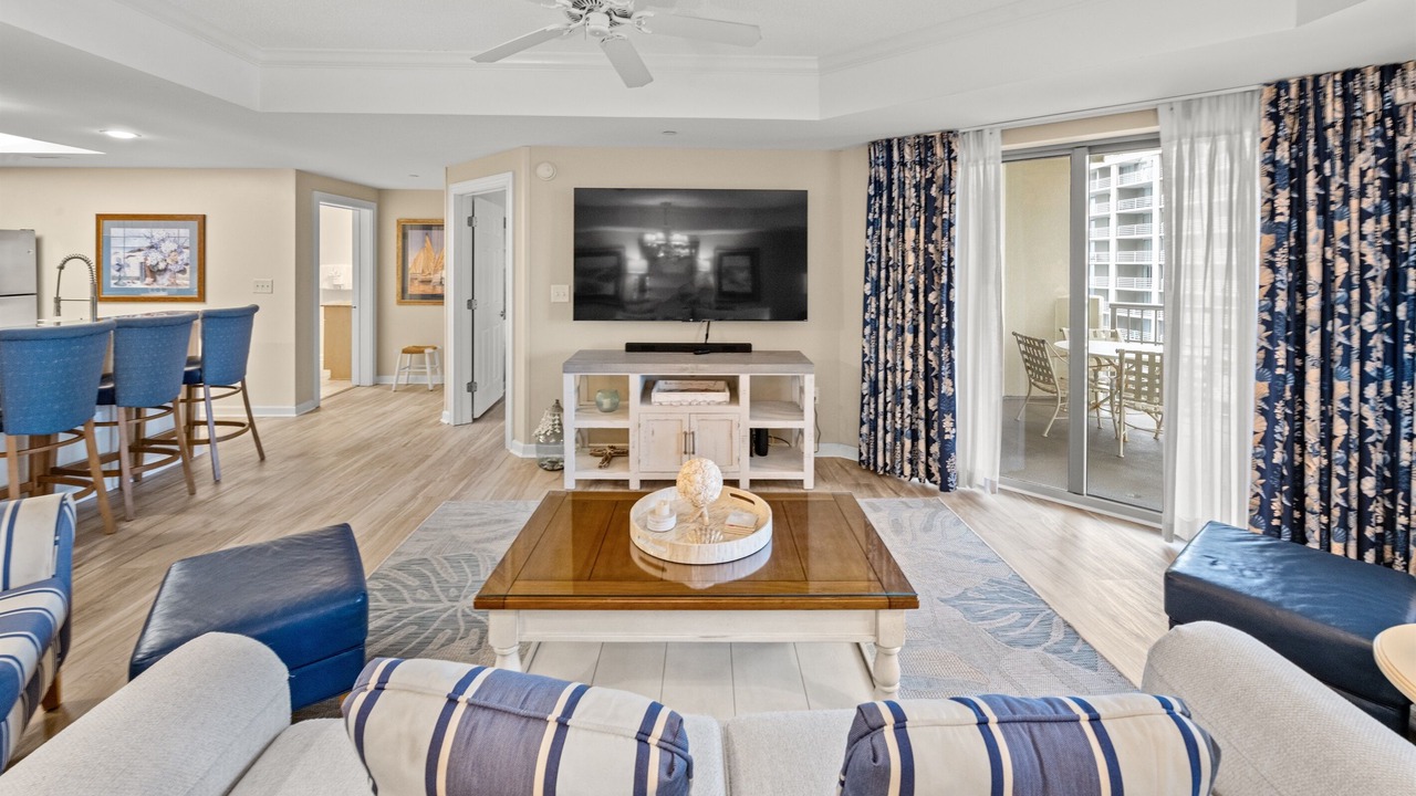 Photo of Livingroom in Arcadian Shores