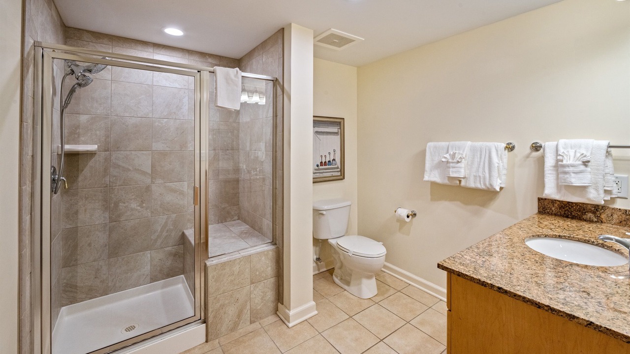 Photo of Bathroom in Arcadian Shores