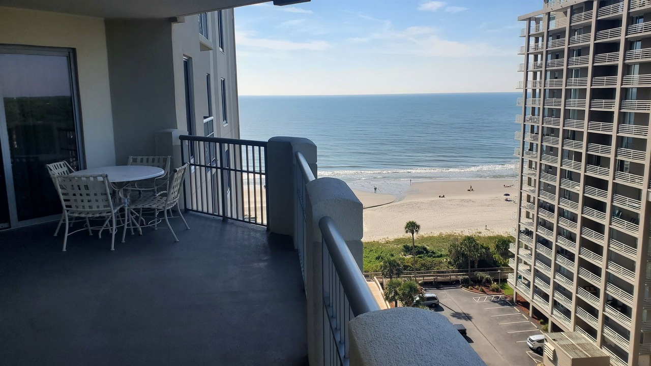 Photo of Patio Balcony in Arcadian Shores