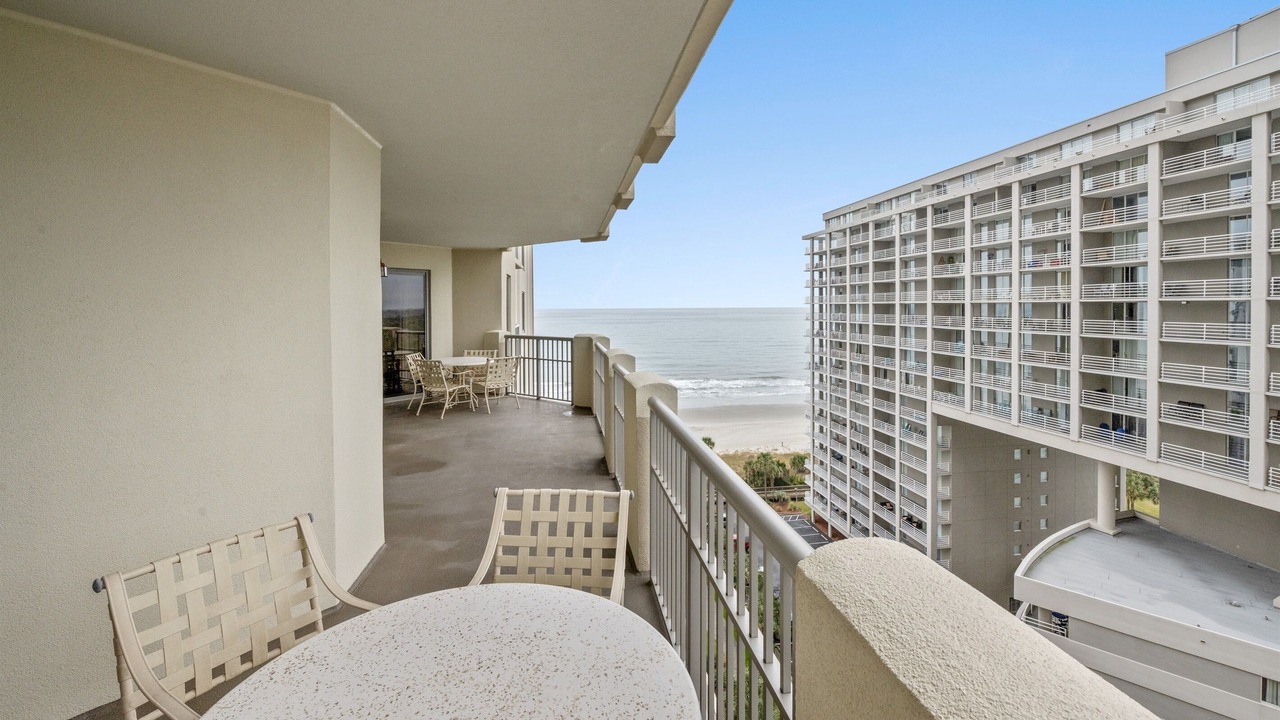 Photo of Patio Balcony in Arcadian Shores