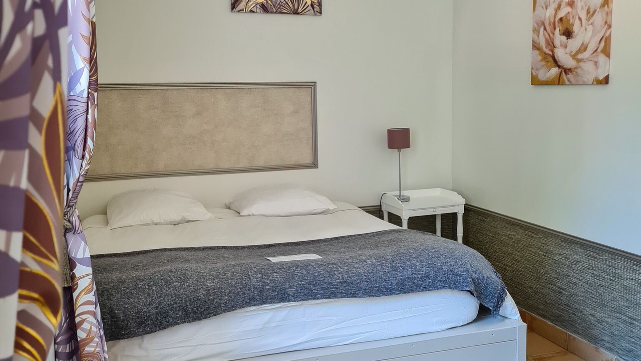 Photo of Bedroom in Saint-Priest