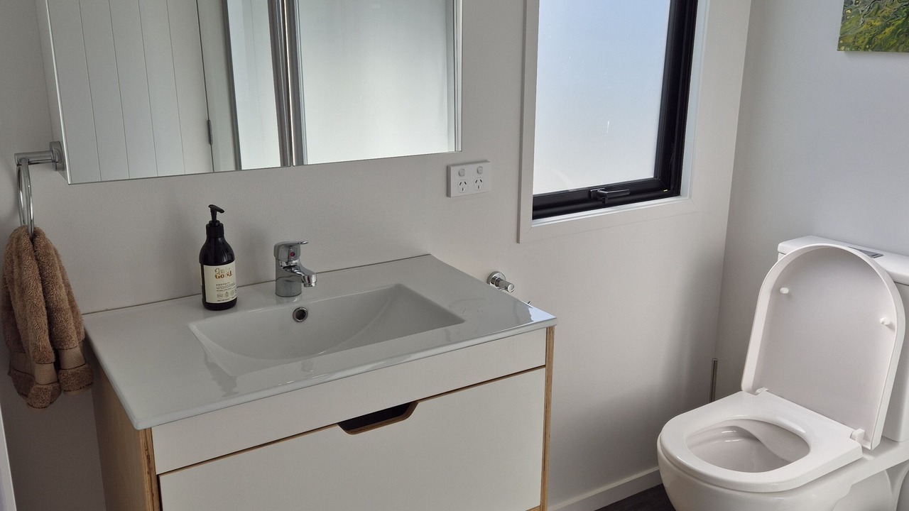 Photo of Bathroom in Taumarunui
