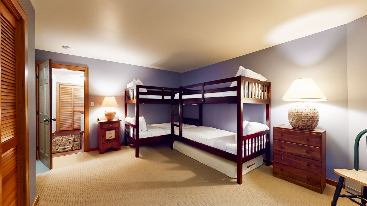 Photo of Bedroom in Ludlow