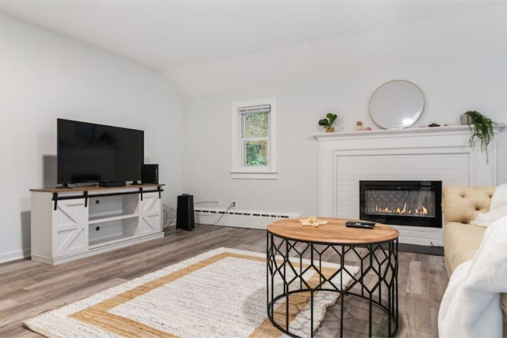 Photo of Livingroom in Madison