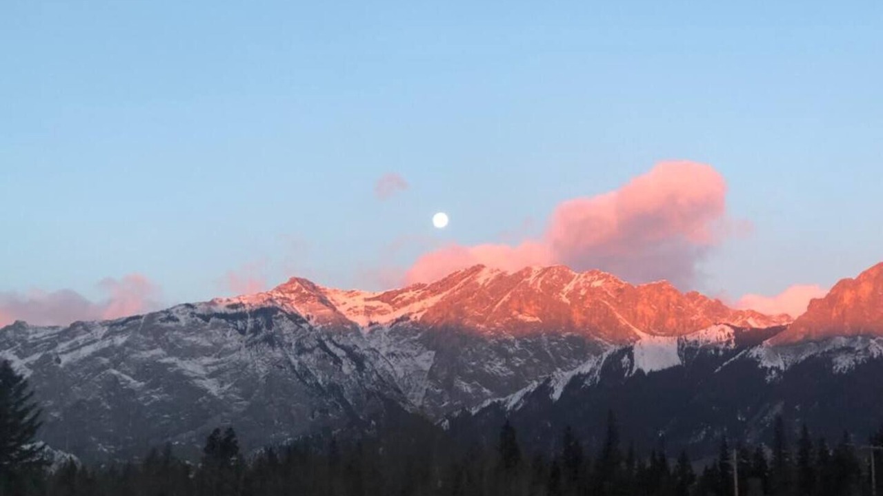 Photo of Outdoor in Cochrane