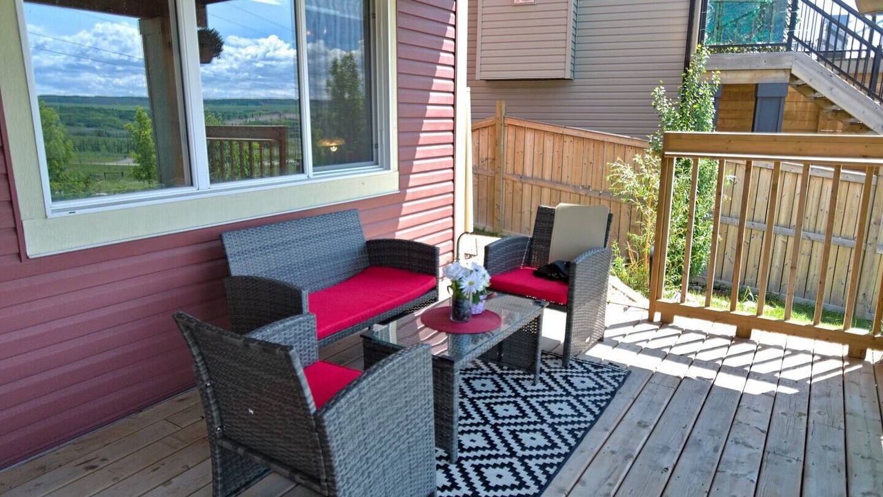 Photo of Patio Balcony in Cochrane