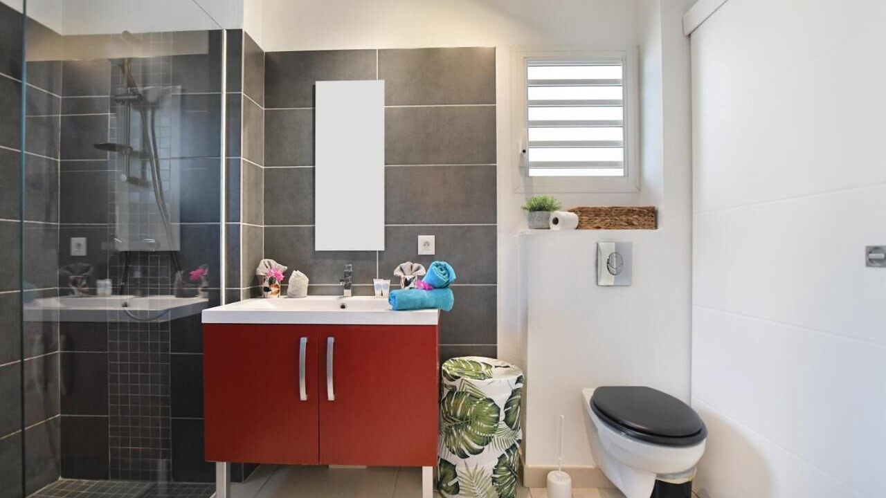 Photo of Bathroom in Marigot