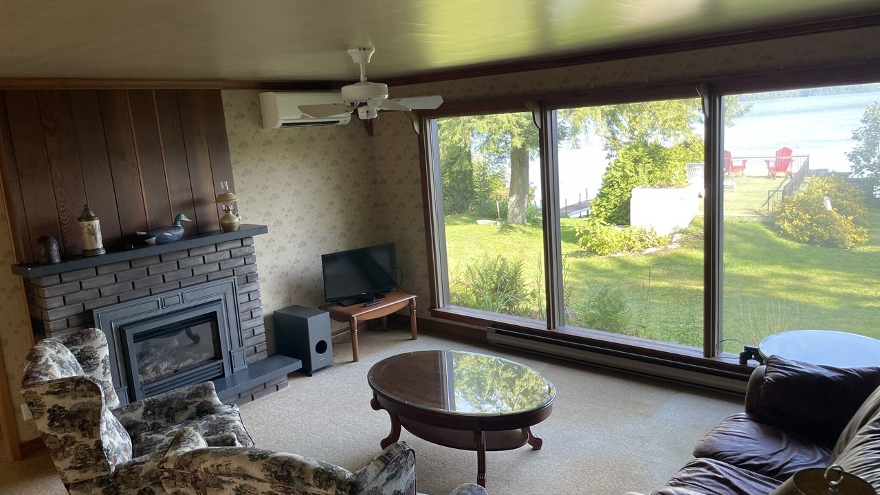 Photo of Livingroom in Eastman