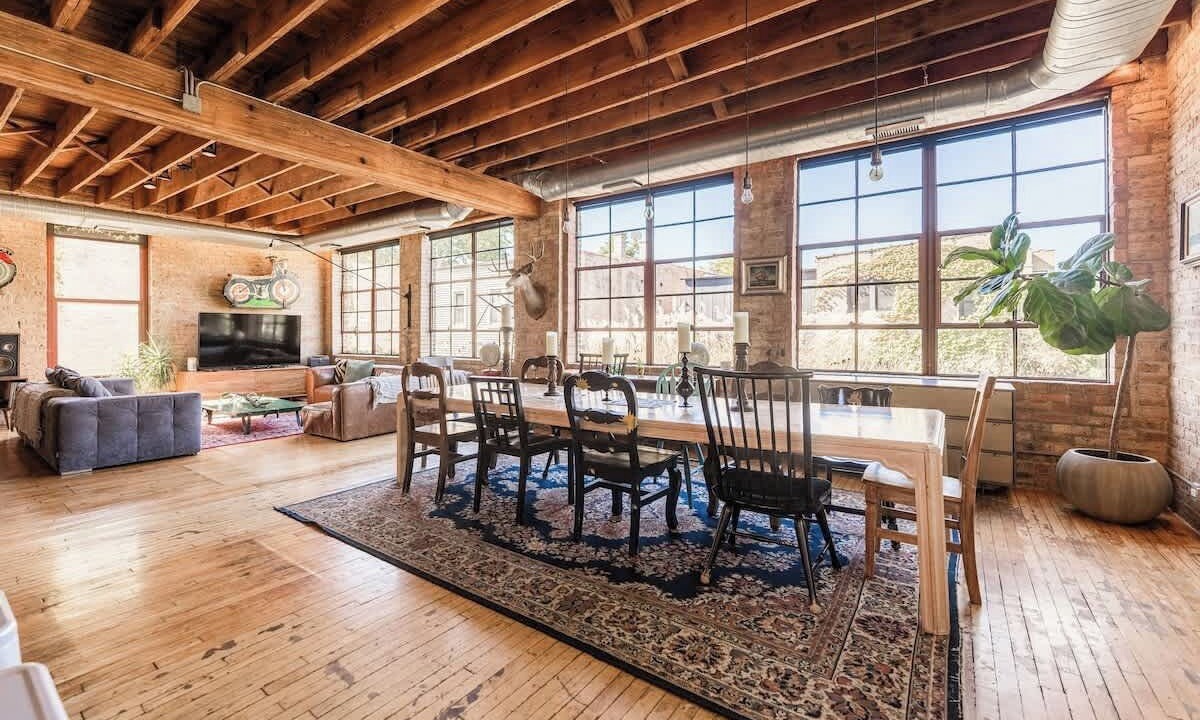 Photo of Bedroom in Logan Square