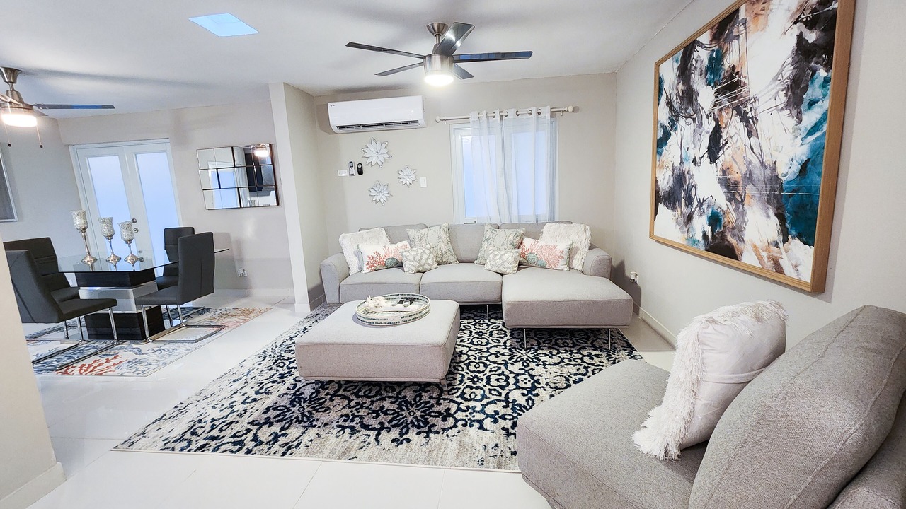 Photo of Livingroom in Dorado del Mar