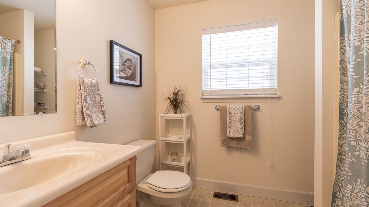 Photo of Bathroom in Rowland
