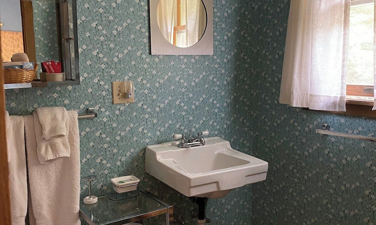 Photo of Bathroom in Canaan