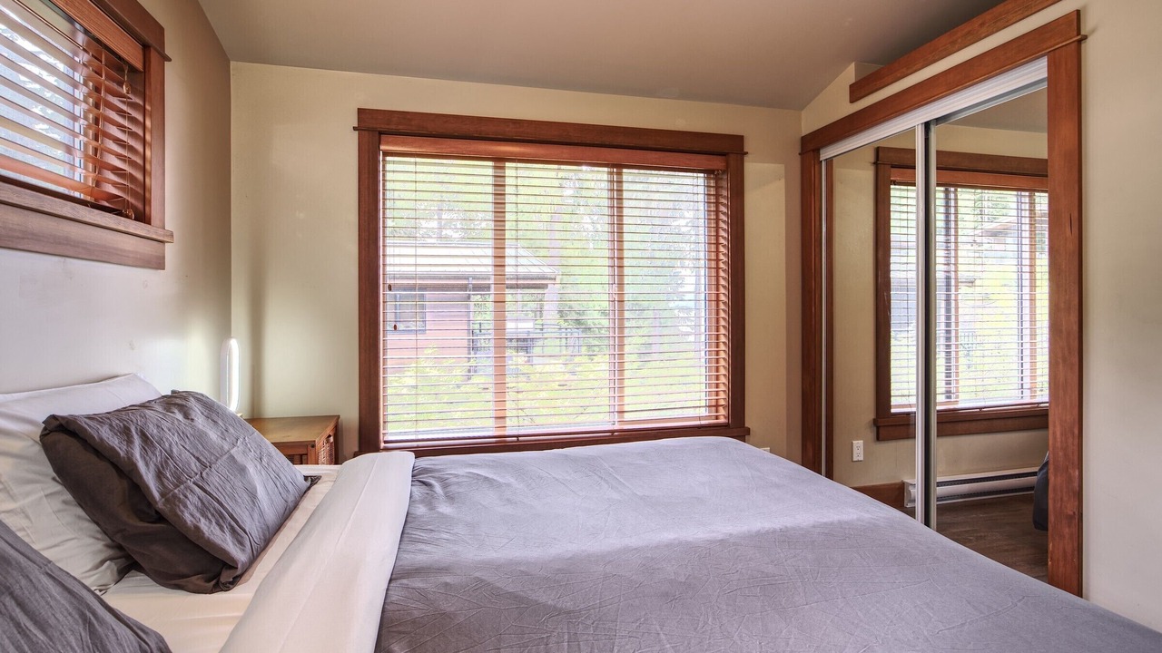 Photo of Bedroom in Port Renfrew