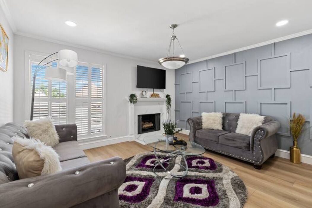 Photo of Livingroom in Far North Dallas