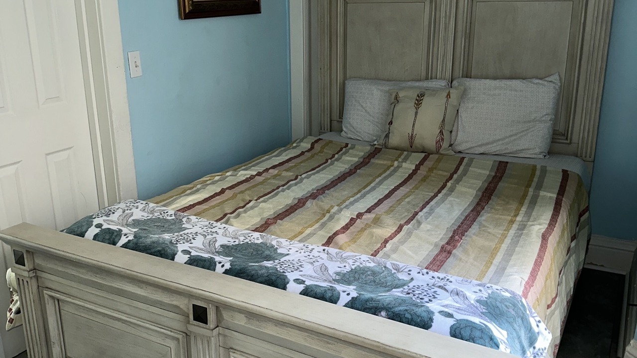 Photo of Bedroom in Morgan Park