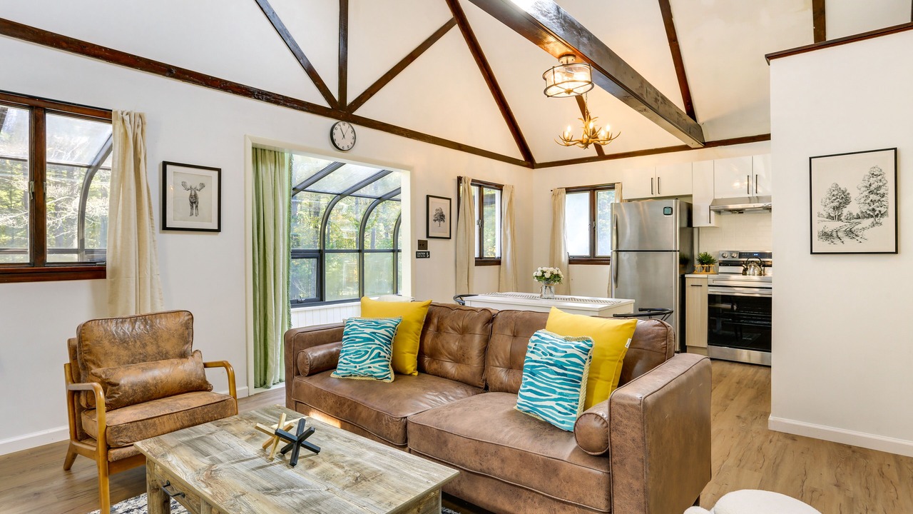 Photo of Livingroom in Town of Lumberland