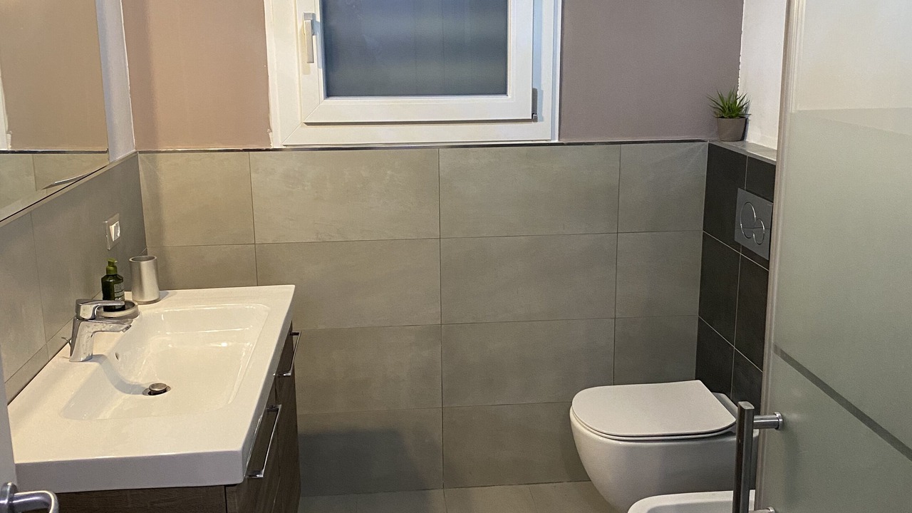 Photo of Bathroom in Cento